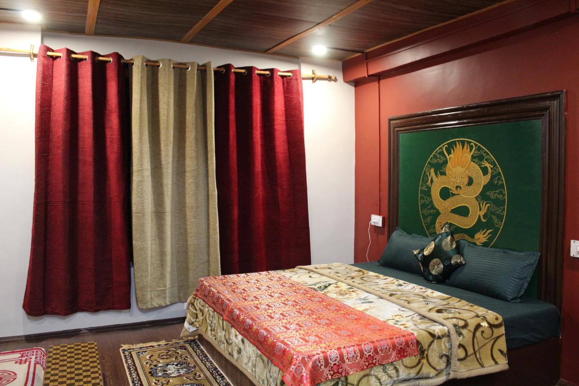 Kyelang Times Hostel Room photo